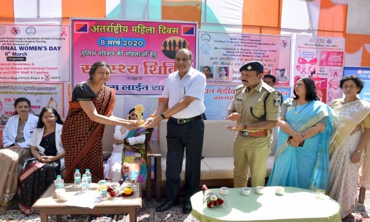 अंतर्राष्ट्रीय महिला दिवस पर सागर पुलिस ने आयोजित किए विभिन्न कार्यक्रम