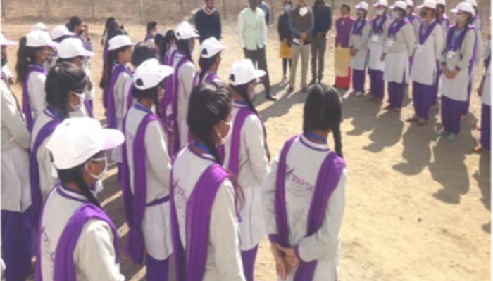 स्वावलंबन की ओर बढ़ी जिले की 16 युवतियां