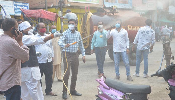 City MLA started intensive sanitation work in Gopalganj and its adjoining wards