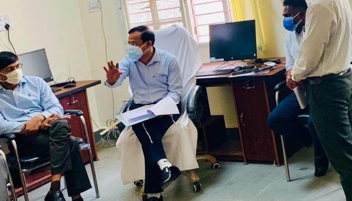 Do the work of temporary hospital to be constructed in village Chakka at war level - Collector Deepak Singh