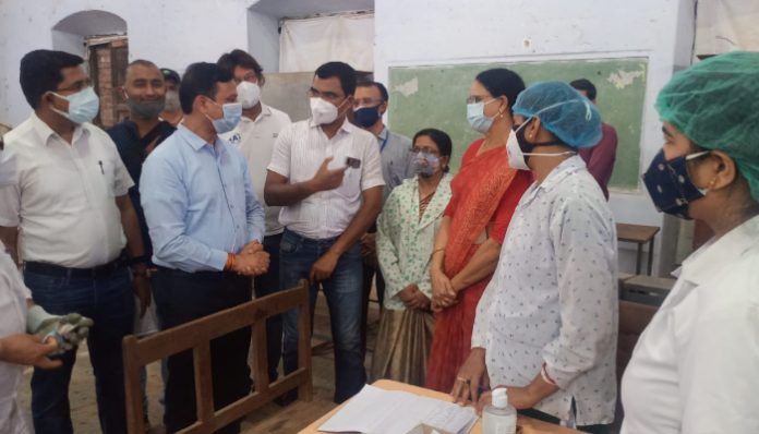 100 percent vaccination will be done for all classes with high risk category - Collector Singh