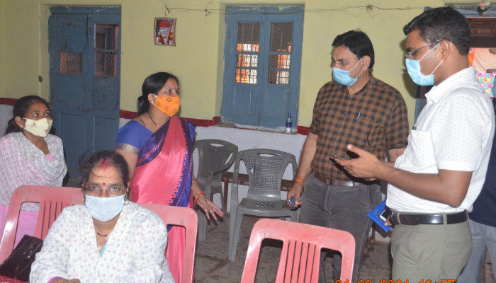 निगमायुक्त ने वैक्सीनेशन केन्द्रों का निरीक्षण किया