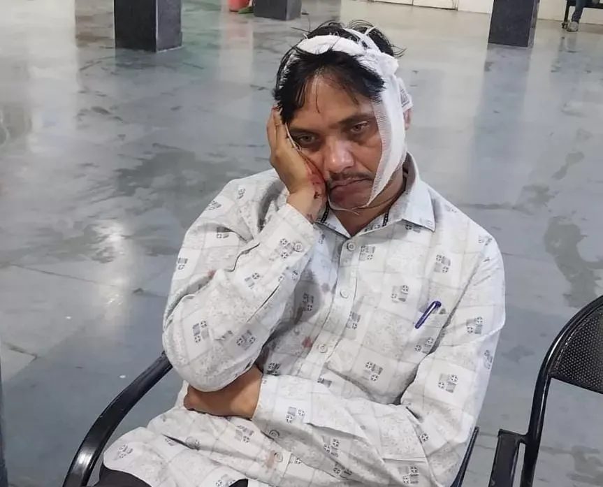 बच्चों को स्कूल छोड़कर घर लौट रहे पिता को कटरबाजो ने कटर मारे, अपहरण फ़िरौती जैसे मामलें भी सामने आए