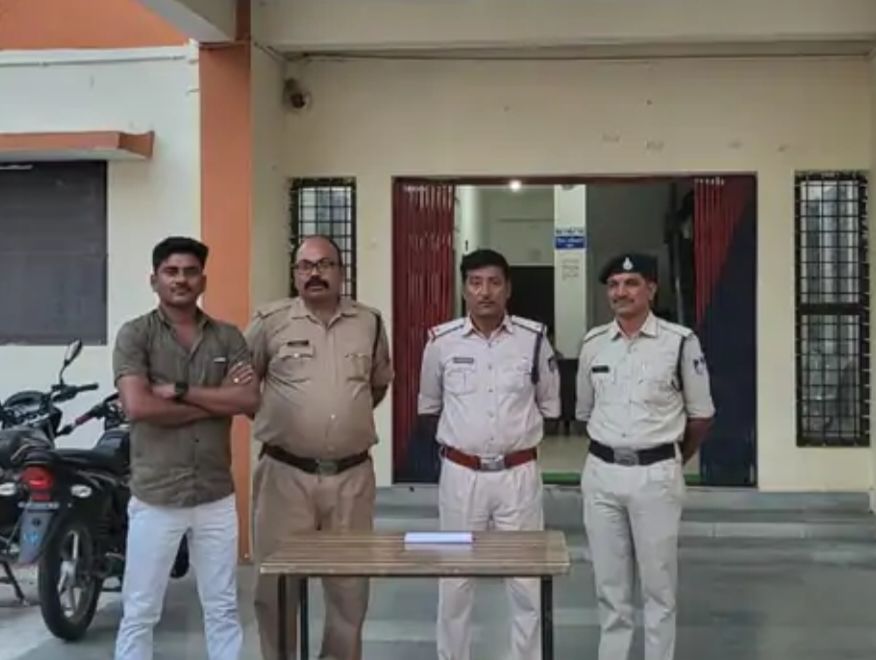 कोतवाली पुलिस की कार्रवाई: भारत-पाकिस्तान मैच में सट्टा लगवा रहे आरोपी को किया गिरफ्तार, 53 लाख की डिजिटल करेंसी बरामद