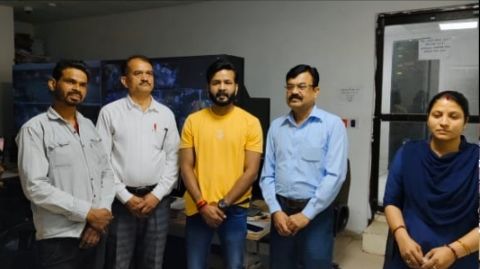 सीसीटीवी से ढूंढा सोने के कारीगर का गिरा हुआ 14 ग्राम सोना कीमती 90 हजार