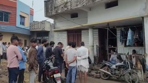 भाजपा नेता की हत्या: घर की दूसरी मंजिल पर धारदार हथियार से वार, शव खून से लथपथ मिला