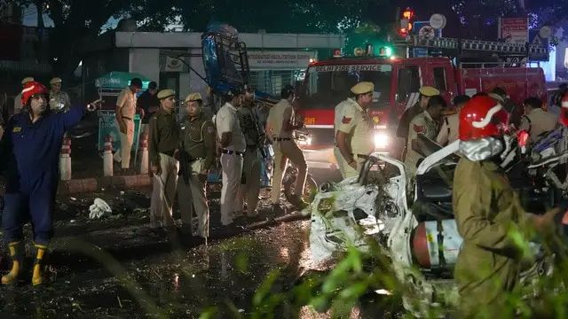दिल्ली में भीषण धमाका, अब तक 13 की मौत! दिल्ली समेत देशभर में हाई अलर्ट