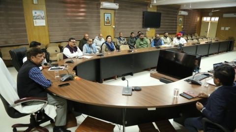 ढाना हवाई पट्टी के विस्तार के लिए तैयारियां शुरू,70 सीटर विमान रुकने की तैयारी , चार सौ करोड़ रुपए की आएगी अनुमानित लागत