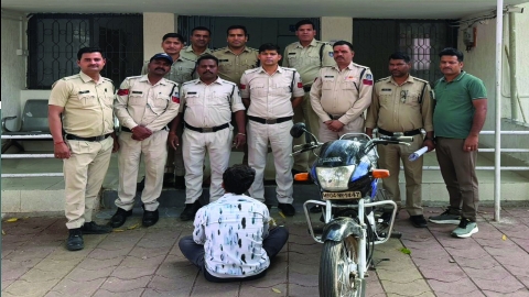 तिली अस्पताल से चोरी हुई मोटरसाइकिल मिली, पुलिस ने आरोपी को दबोचा