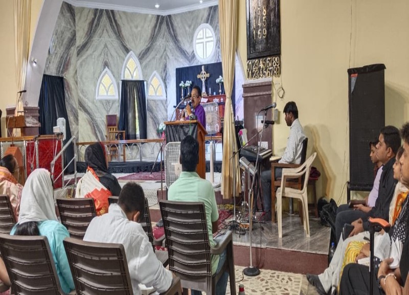 सेंट पॉल ई.एल. चर्च में गुड फ्राइडे पर ‘सात वाणियों’ का व्याख्यान; प्रभु यीशु के बलिदान को किया याद