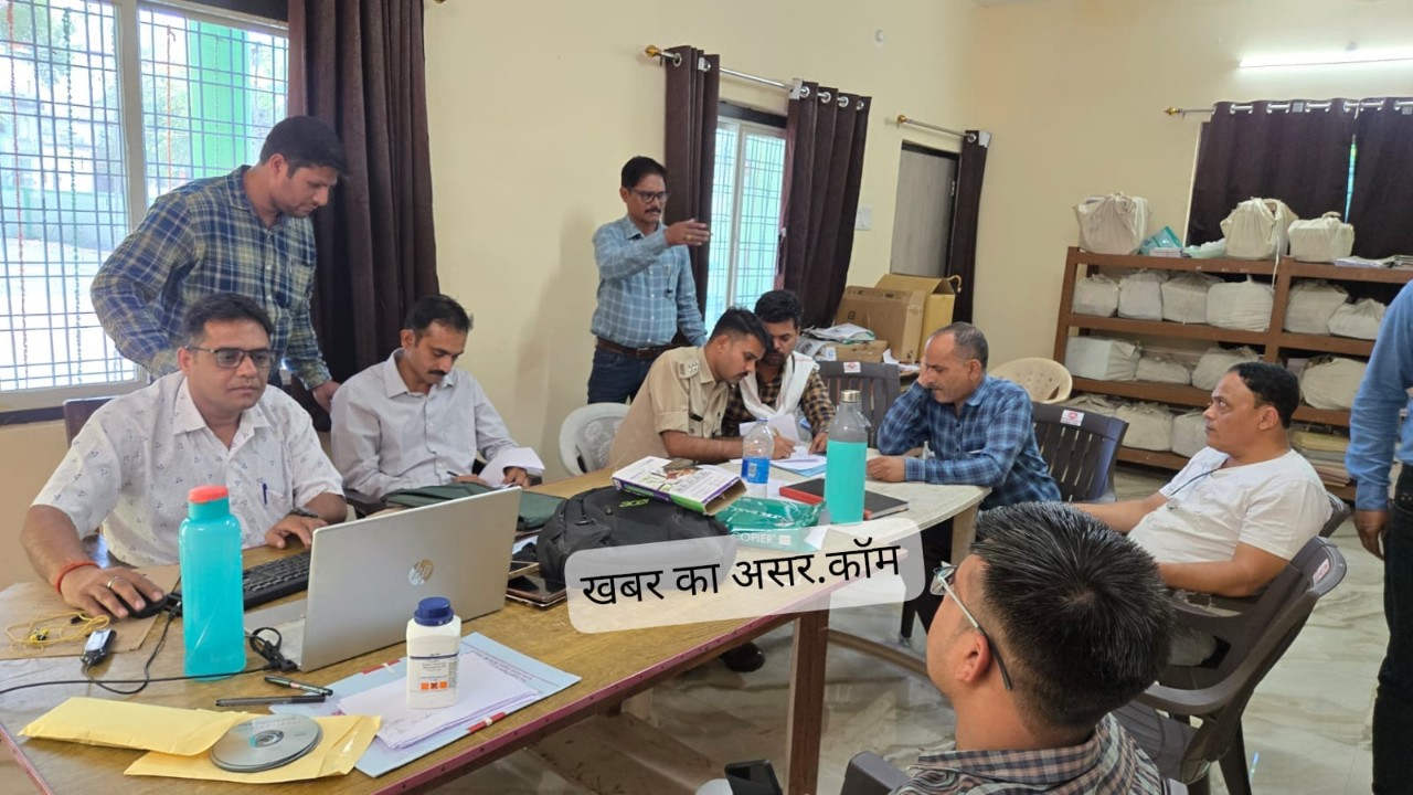 रेंजर और बाबू 50 हजार की रिश्वत लेते रंगे हाथों गिरफ्तार, लोकायुक्त की बड़ी कार्रवाई