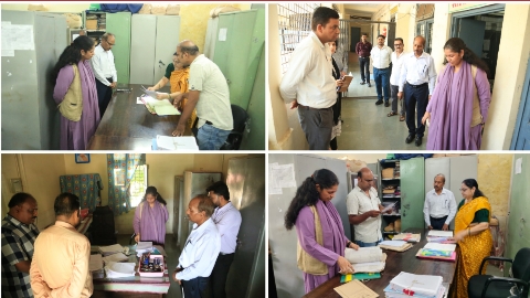 कलेक्टर का सीएमएचओ कार्यालय में औचक निरीक्षण;  42 में से 21 अधिकारी-कर्मचारी मिले अनुपस्थित