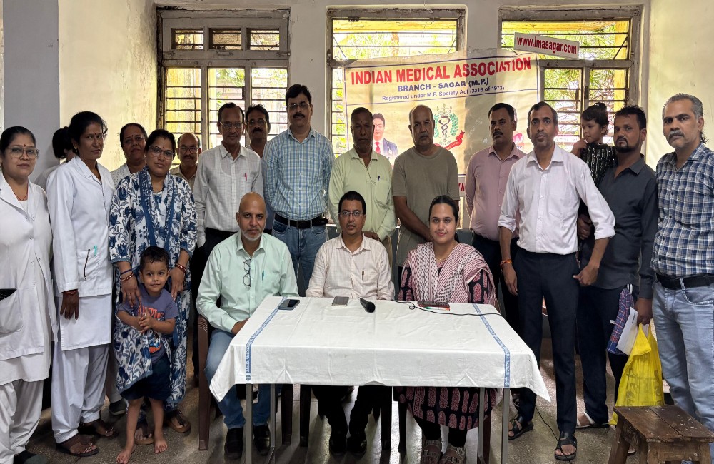 बरसात में बढ़ रहे आंखों के संक्रमण, फंगल स्क्लेराइटिस बन सकता है अंधत्व का कारण: विशेषज्ञ