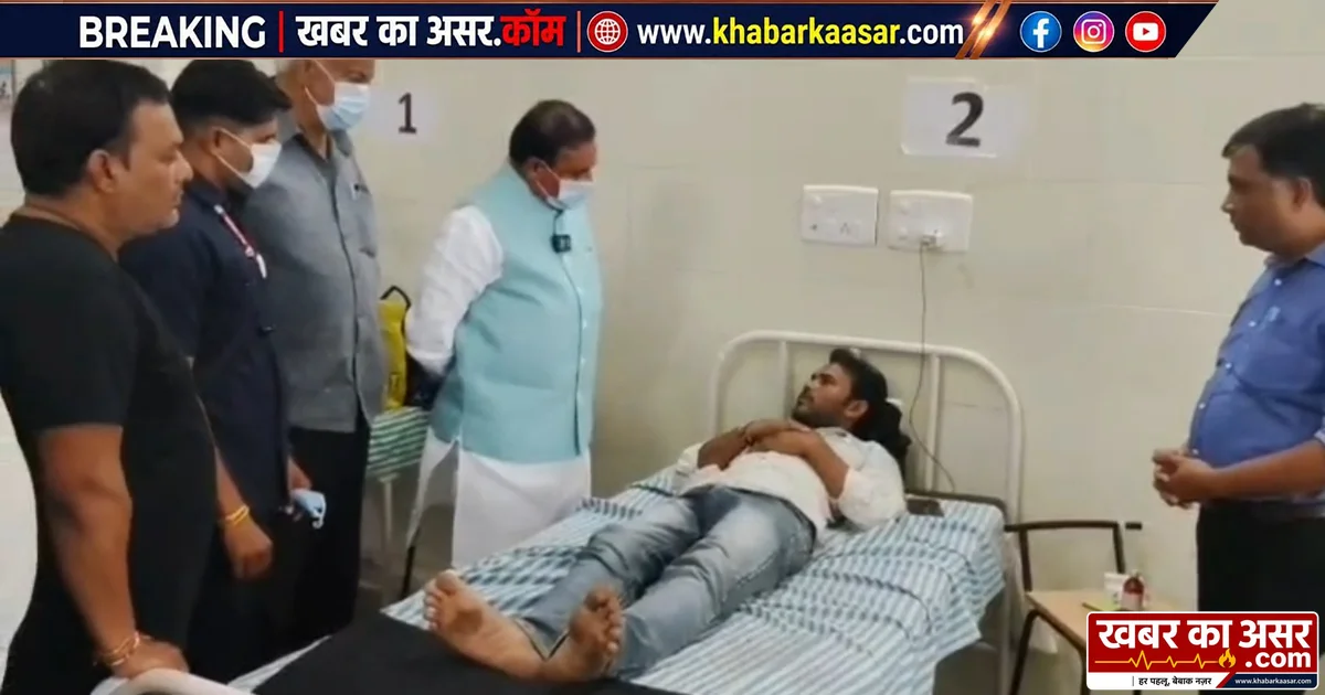 सागर शराब कांड के बाद BMC पहुंचे भूपेंद्र सिंह, मरीजों और परिजनों से की मुलाकात
